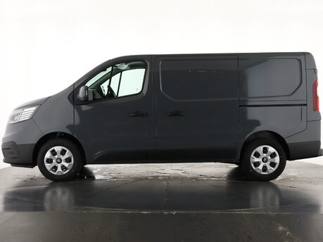 Renault Trafic SL30 Blue dCi 130 Advance [Safety] Van 8