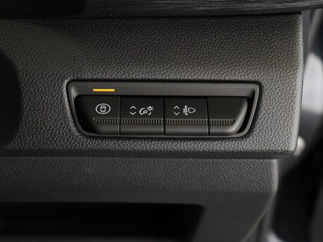 Renault Trafic SL30 Blue dCi 170 Extra Sport [Safety] Van EAG9 24