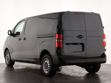 Peugeot Expert 1.5 BlueHDi 120 Professional Van 9