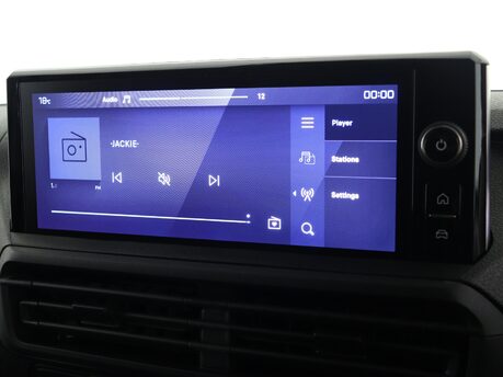 Peugeot Expert 1.5 BlueHDi 120 Professional Van 14