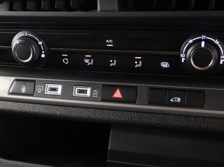 Peugeot Expert 1.5 BlueHDi 120 Professional Van 19