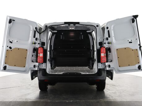 Peugeot Expert 1.5 BlueHDi 120 Professional Van 2