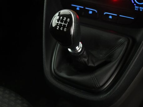 Ford Transit Connect Ford Transit Connect 200 1.0 Ecoboost 100 Tren 17