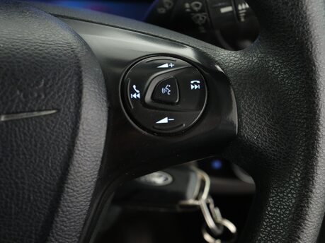 Ford Transit Connect Ford Transit Connect 200 1.0 Ecoboost 100 Tren 19