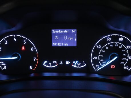 Ford Transit Connect Ford Transit Connect 200 1.0 Ecoboost 100 Tren 22