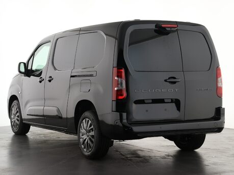 Peugeot Partner PV Long 1.5 BlueHDi 130 Asphalt Auto EAT8 9