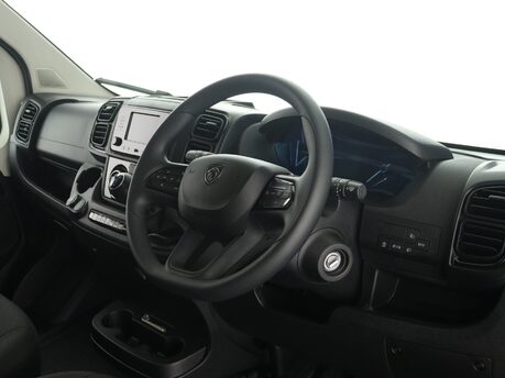 Peugeot Boxer 2.2 BlueHDi 140 L3H2 335 Professional 11