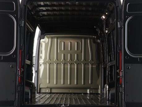 Peugeot Boxer 2.2 BlueHDi 140 L3H2 335 Professional 3