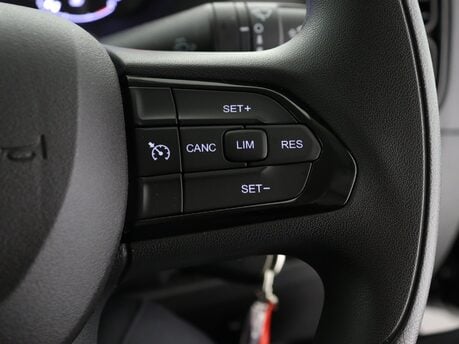 Vauxhall Movano 35 L2H2 2.2 Turbo D 140 Prime Auto 19