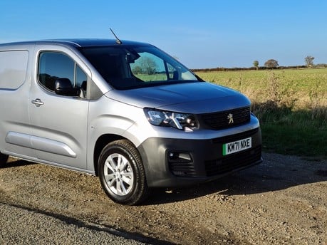 New Peugeot e-Partner Electric Van
