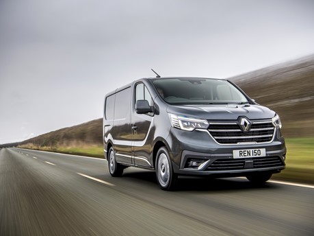 10 Reasons to Fall in Love with a Renault Trafic, Blog