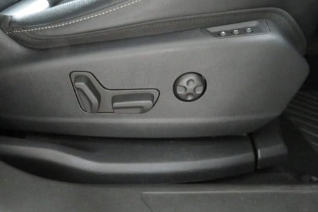 Vauxhall Grandland X ELITE NAV Image 36