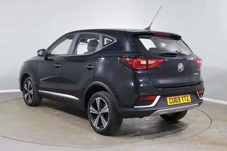 MG ZS EXCITE Image 8