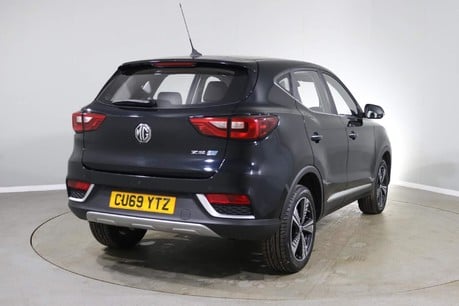 MG ZS EXCITE Image 11