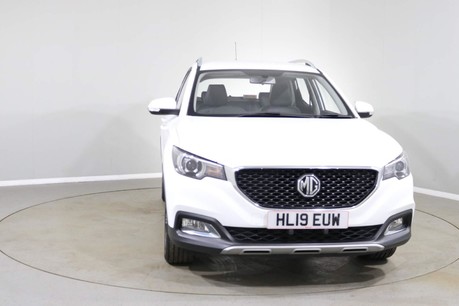 MG ZS EXCLUSIVE Image 6