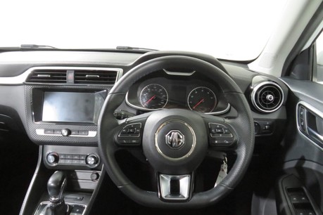 MG ZS EXCLUSIVE Image 32