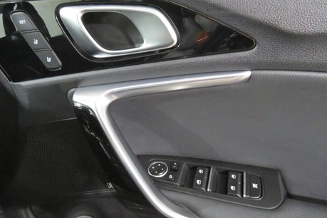 Kia Ceed FIRST EDITION ISG Image 31