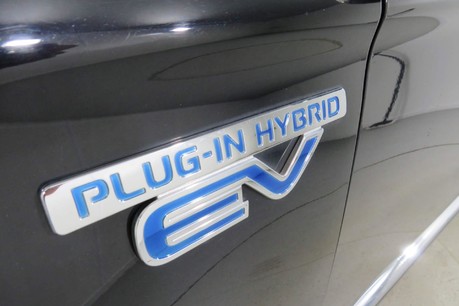 Mitsubishi Outlander PHEV EXCEED SAFETY Image 15