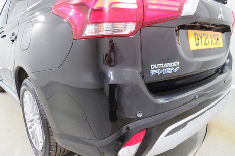 Mitsubishi Outlander PHEV EXCEED SAFETY Image 16