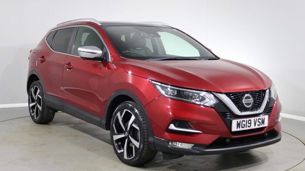 Nissan Qashqai DIG-T TEKNA PLUS DCT Service History