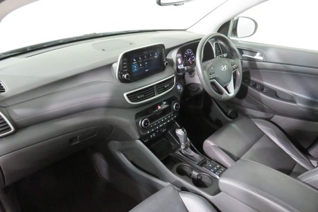 Hyundai TUCSON CRDI PREMIUM SE Image 3