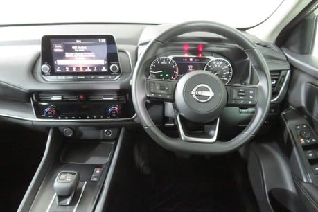 Nissan Qashqai DIG-T ACENTA PREMIUM DCT Image 30