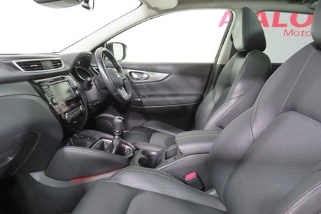 Nissan Qashqai DIG-T TEKNA Image 33