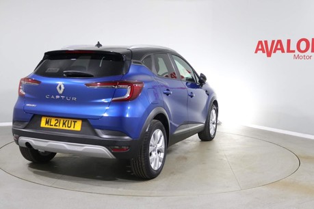 Renault Captur ICONIC DCI Image 10