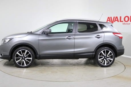 Nissan Qashqai TEKNA DIG-T XTRONIC Image 4