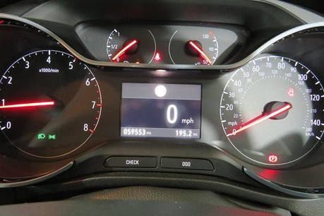 Vauxhall Crossland X ELITE NAV Image 24