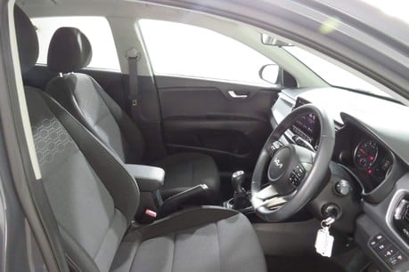 Kia Rio 2 Image 25