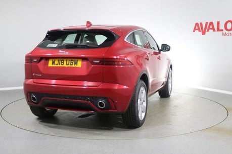 Jaguar E-Pace R-DYNAMIC SE Image 11