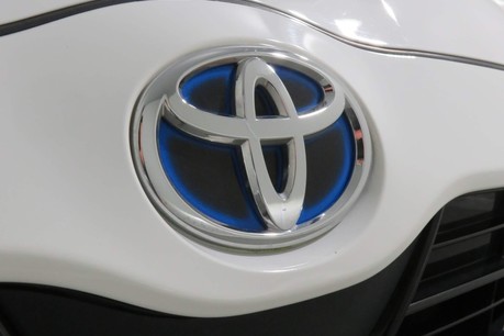 Toyota Yaris DESIGN Image 15