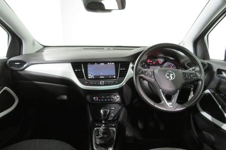 Vauxhall Crossland X SRI NAV Image 16