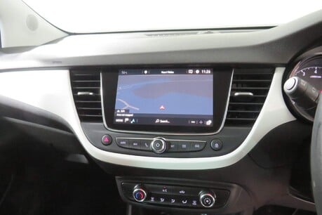 Vauxhall Crossland X SRI NAV Image 18