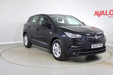 Vauxhall Grandland X SE