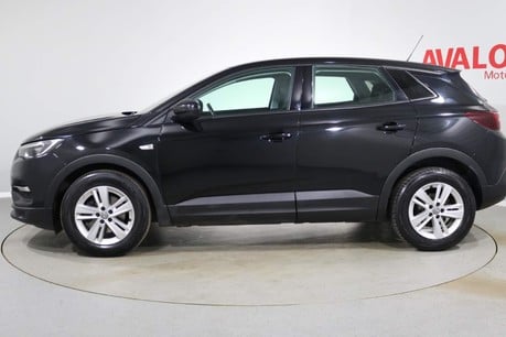 Vauxhall Grandland X SE Image 4