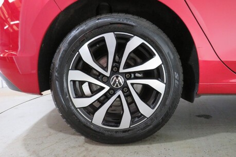 Volkswagen Golf ACTIVE TSI Image 15