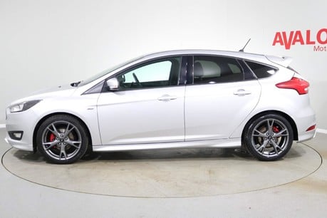 Ford Focus ST-LINE X Image 4