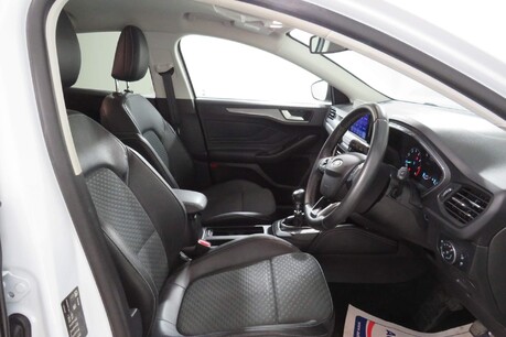 Ford Focus TITANIUM X Image 20