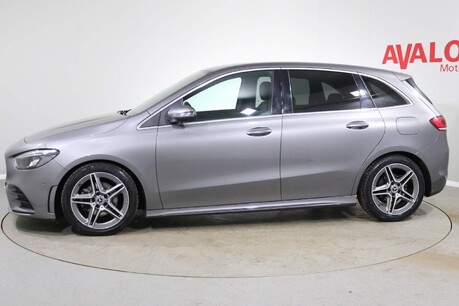 Mercedes-Benz B Class B 180 AMG LINE EXECUTIVE Image 4