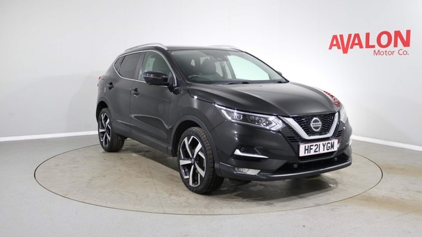 Nissan Qashqai DIG-T TEKNA DCT Service History