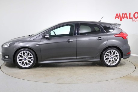 Ford Focus ST-LINE Image 4