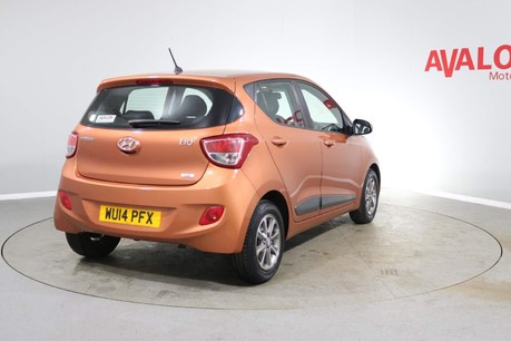 Hyundai i10 PREMIUM Image 11