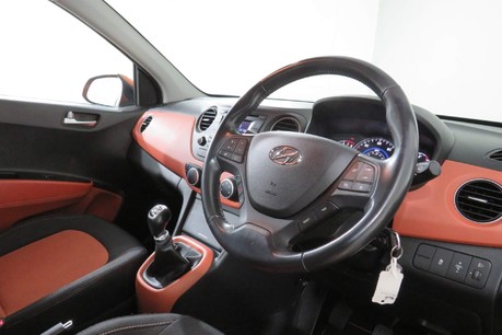 Hyundai i10 PREMIUM Image 25