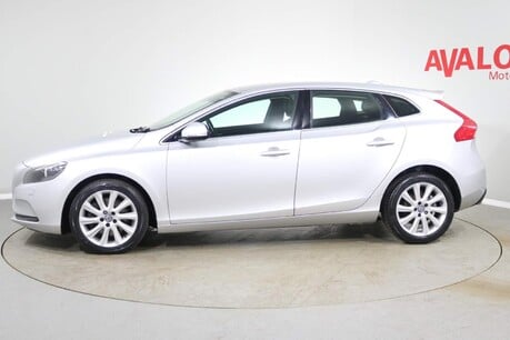 Volvo V40 D4 SE LUX NAV Image 4