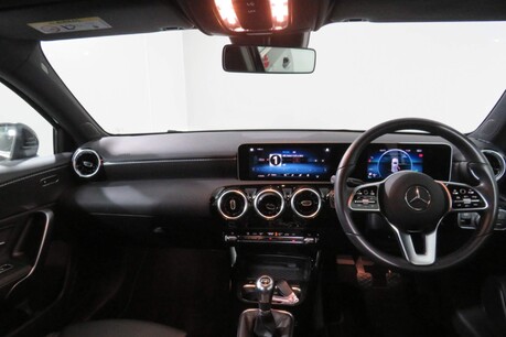 Mercedes-Benz A Class A 180 SPORT EXECUTIVE Image 18