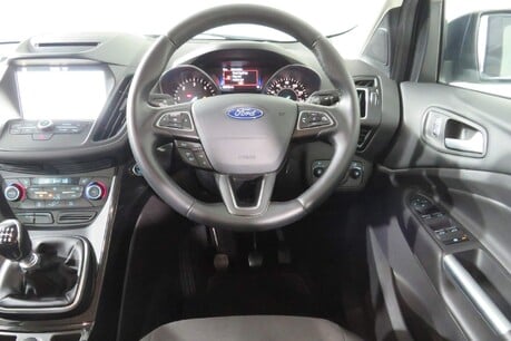 Ford Kuga TITANIUM TDCI Image 2