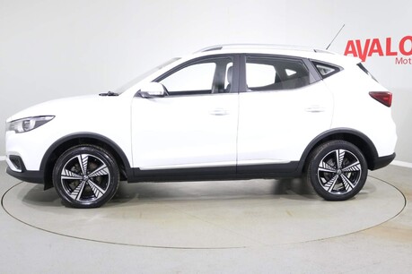 MG ZS EXCLUSIVE Image 4