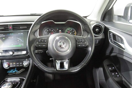 MG ZS EXCLUSIVE Image 17